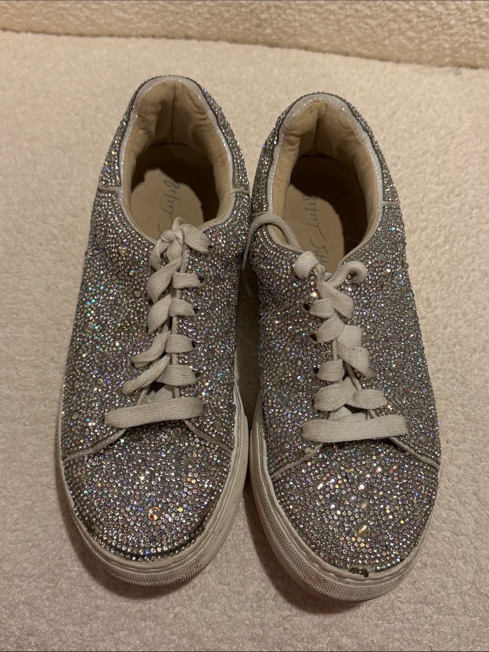 Betsey Johnson Sidney Silver Glitter Rhinestone Sneakers size 7